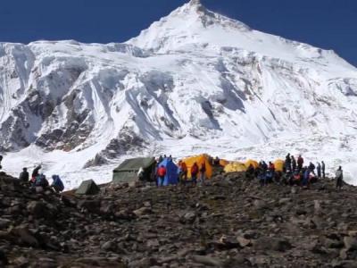 manaslu trek