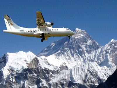 Everest Mountain Flight